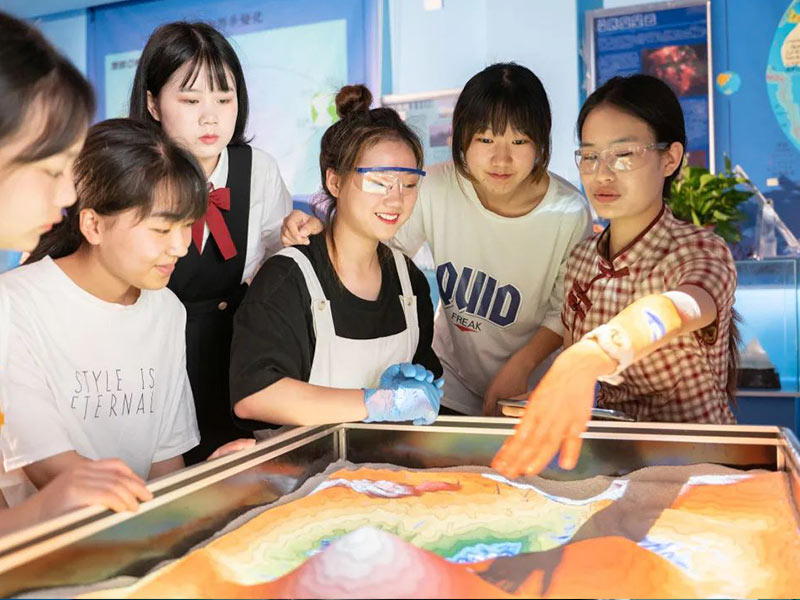 灞桥数字化地理实验室